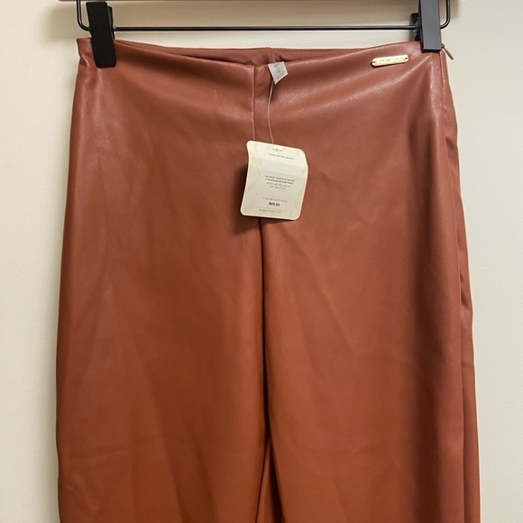 Fabletics vegan leggings rust colored ladies size small - Picture 10 of 10
